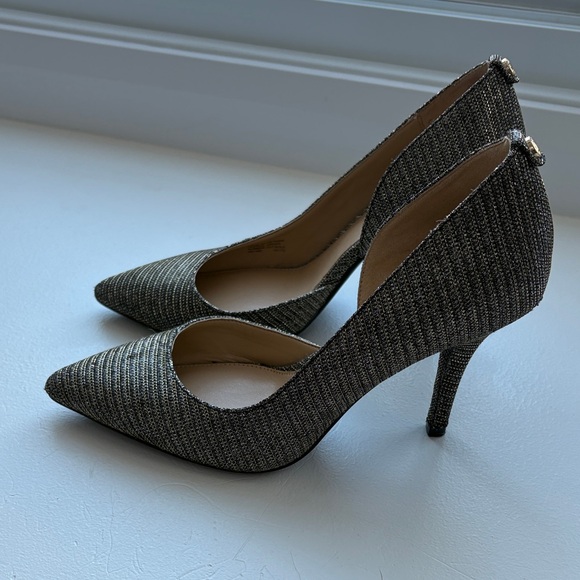 Michael Kors Women's metallic mesh Textured Black and Silver Heels - Picture 2 of 6